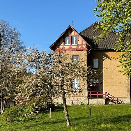 L' Extravagante Im Garten Von Schloss Schmidtheim Luaran gambar